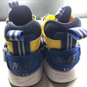 Nike Huarache City GS 'Obsidian Amarillo